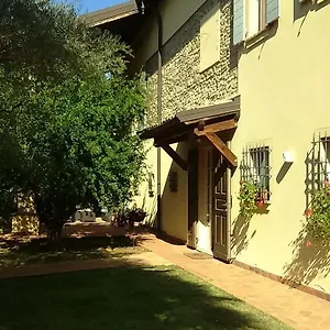 Bed & Breakfast Esther, Maranello